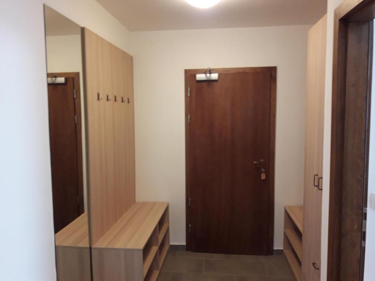 Simnovi Apartmaji - Surrounded By Nature 캄니크 외부 사진